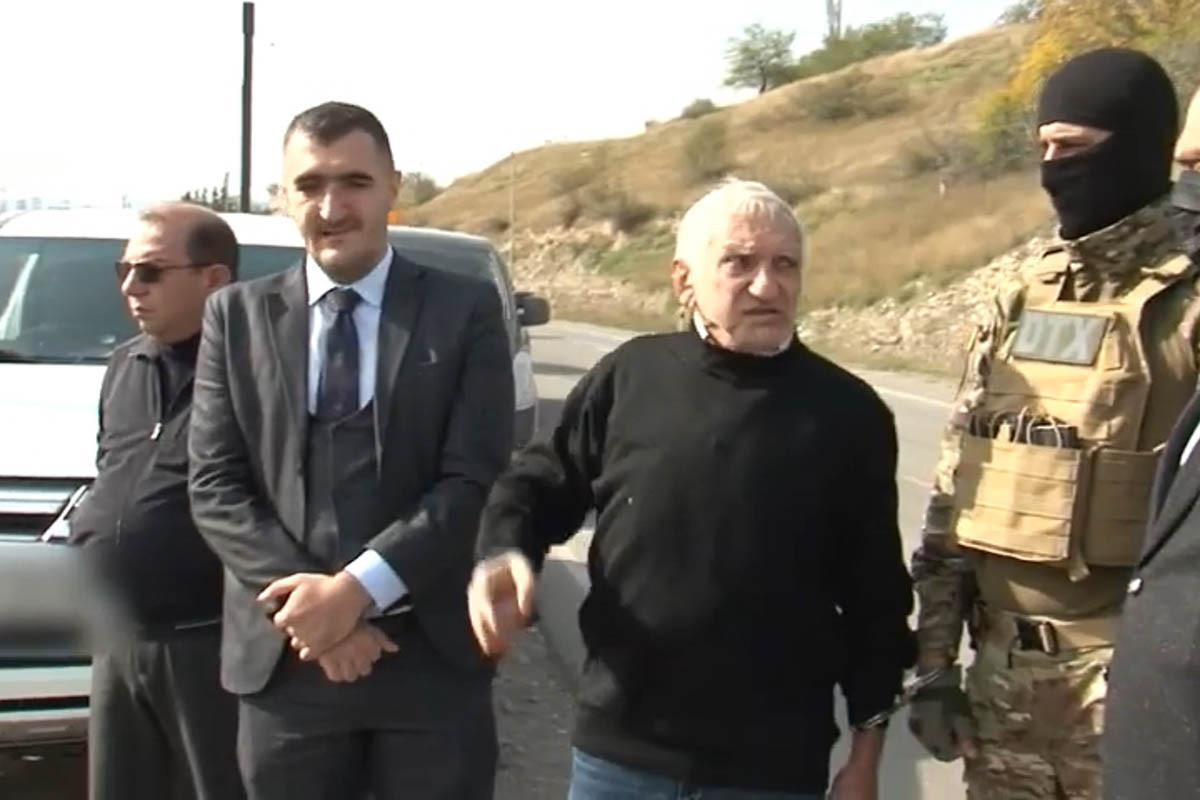 Armenian criminal Rashid Beglaryan said that they killed 200 civilians who were going from Khojaly to Agdam and buried them around Asgaran fortress