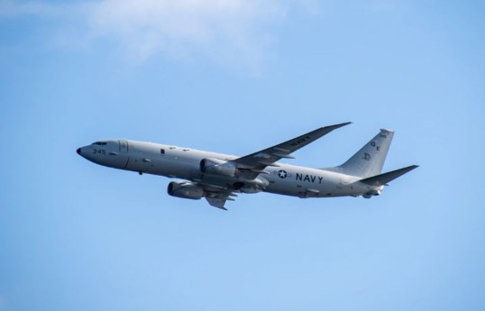 US Navy plane overshoots runway, ends up in Hawaii bay