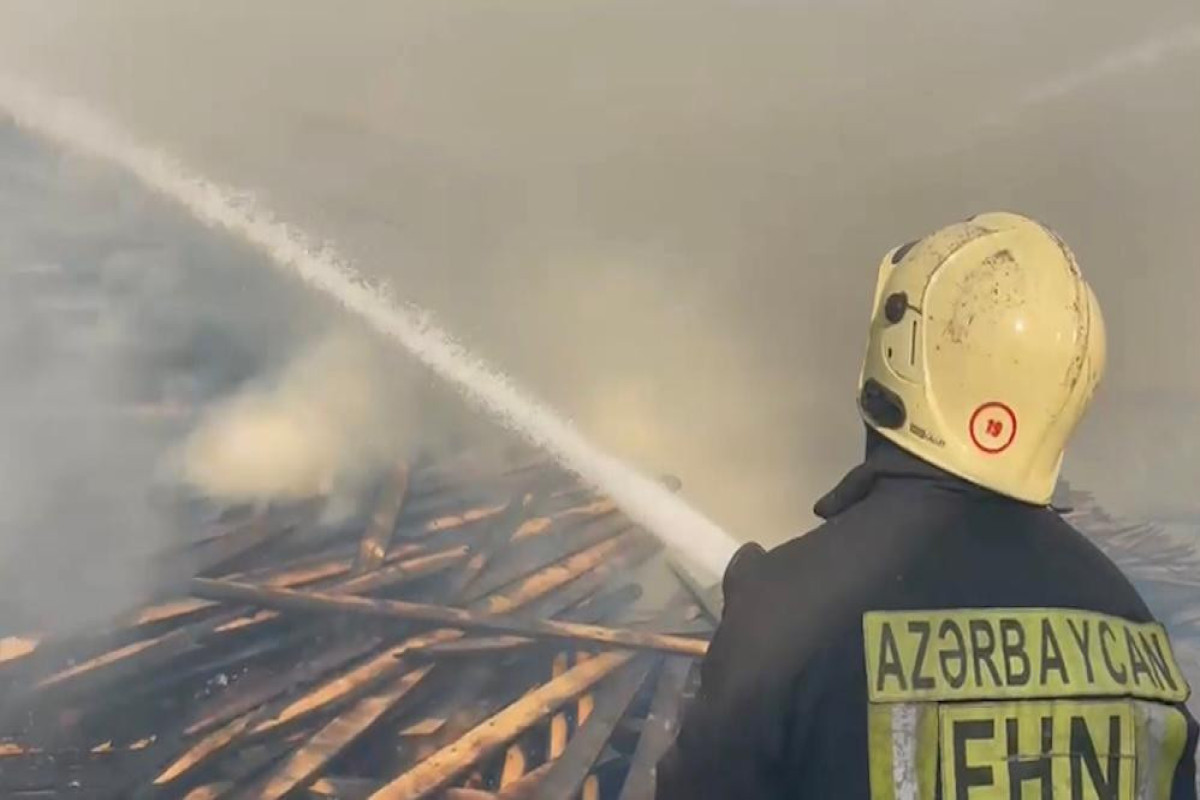 Open fire sources at Baku construction materials market extinguished -VIDEO  -UPDATED 1 