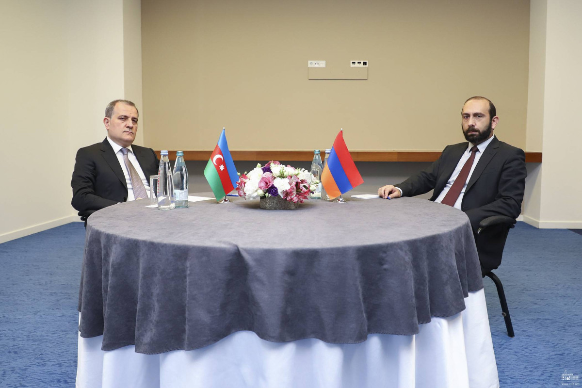 Jeyhun Bayramov, Minister of Foreign Affairs of Azerbaijan and Ararat Mirzoyan, Minister of Foreign Affairs of Armenia