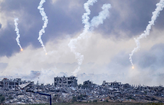 More than 14,800 people killed in Gaza, Hamas health authorities say