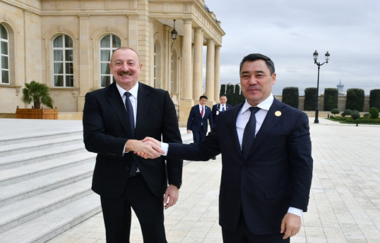 President Ilham Aliyev met with President of Kyrgyz Republic -UPDATED 