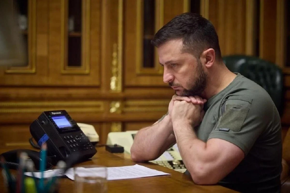 Zelensky dismisses 4 National Guard deputy commanders