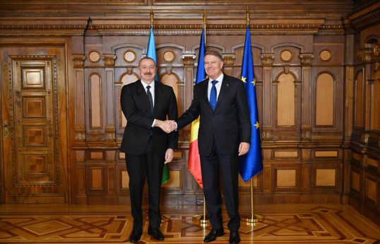 Ilham Aliyev, President of Azerbaijan and  Klaus Iohannis, President of Romania