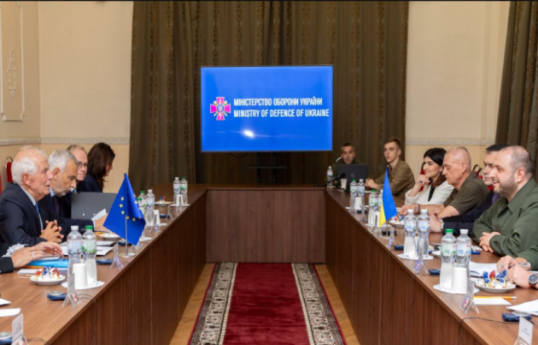 EU High Representative meets with Ukrainian DefMin