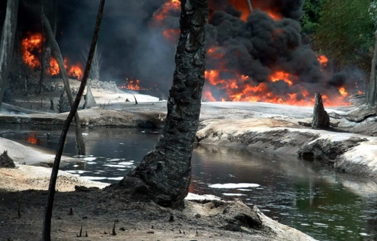 Blast at illegal Nigerian oil refinery kills 37 people