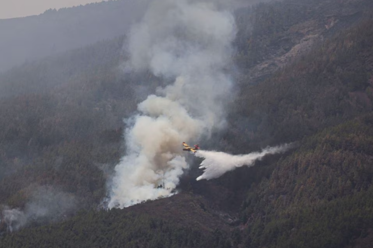 Thousands evacuated on Spain