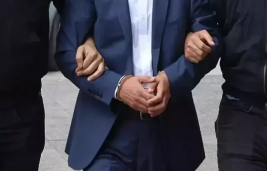 Turkish intelligence nabs wanted FETO fugitive abroad, brings back home