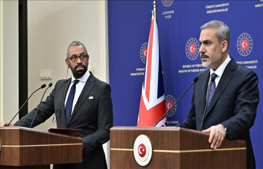 Top Turkish, UK diplomats discuss Israel-Palestine conflict