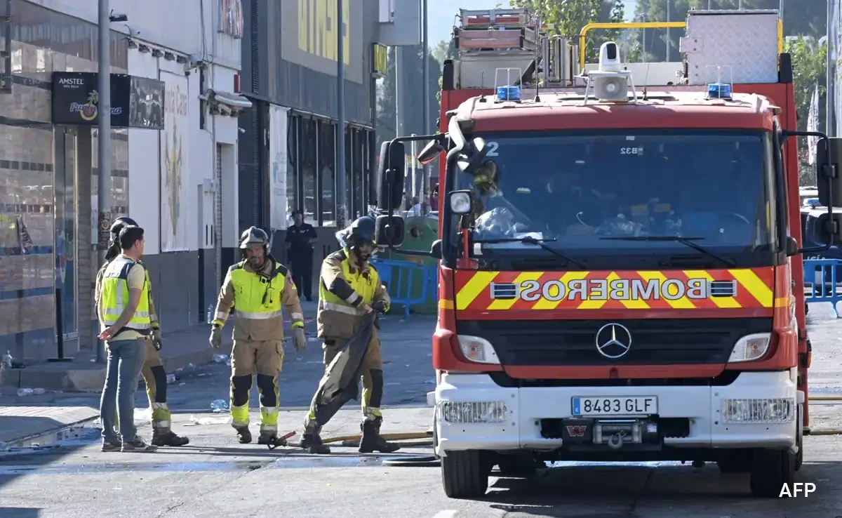 Fire kills three youths, one adult in Spain - Vimarsana News