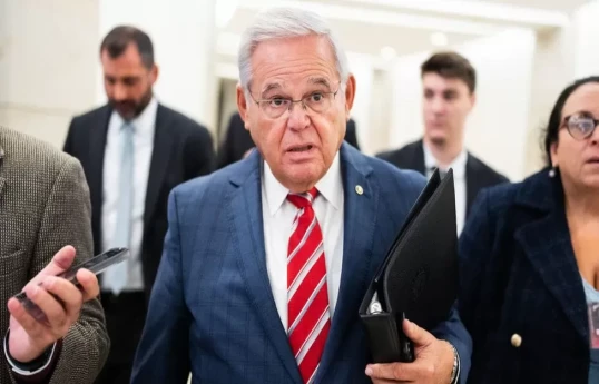 US Senator faces new charges of acting as agent of Egypt