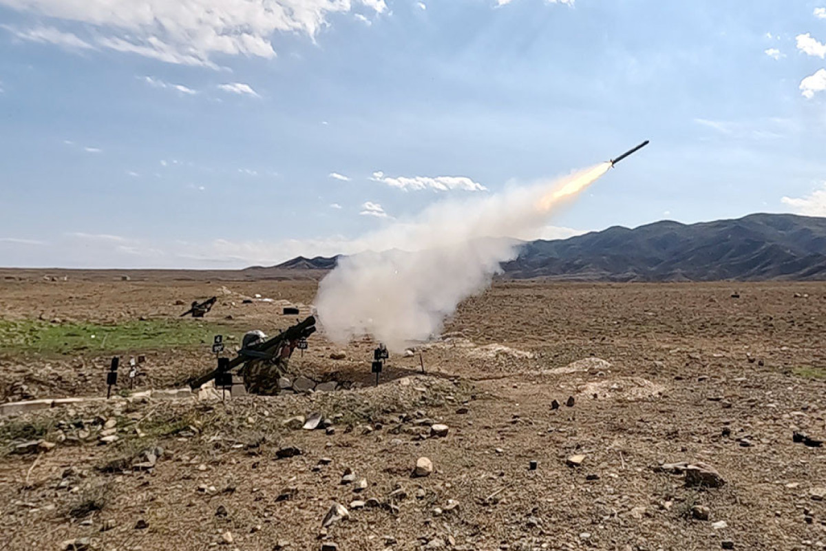 Commando Units Conduct Live fire Training Exercises MoD VIDEO commando-units-conduct-live-fire-training-exercises-mod-video