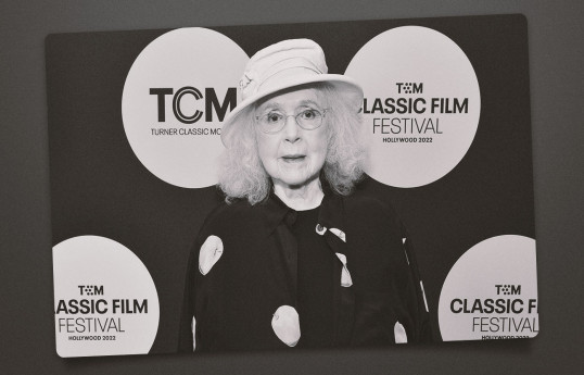 Twin Peaks star Piper Laurie dies at 91