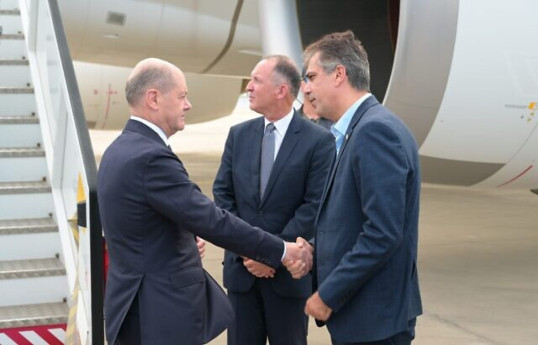 German chancellor lands in Israel ahead of meetings with PM, president