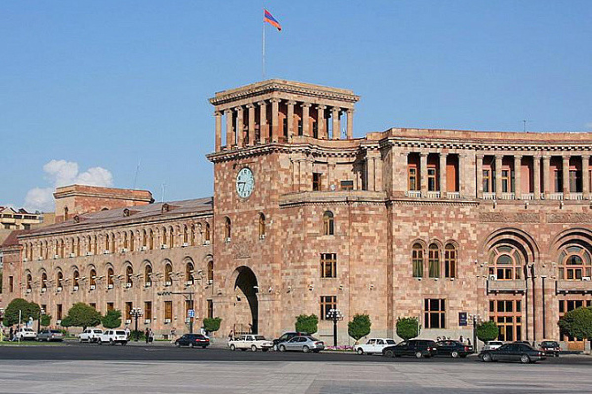 Hraparak: Relationship between separatists and Pashinyan’s government completely broken