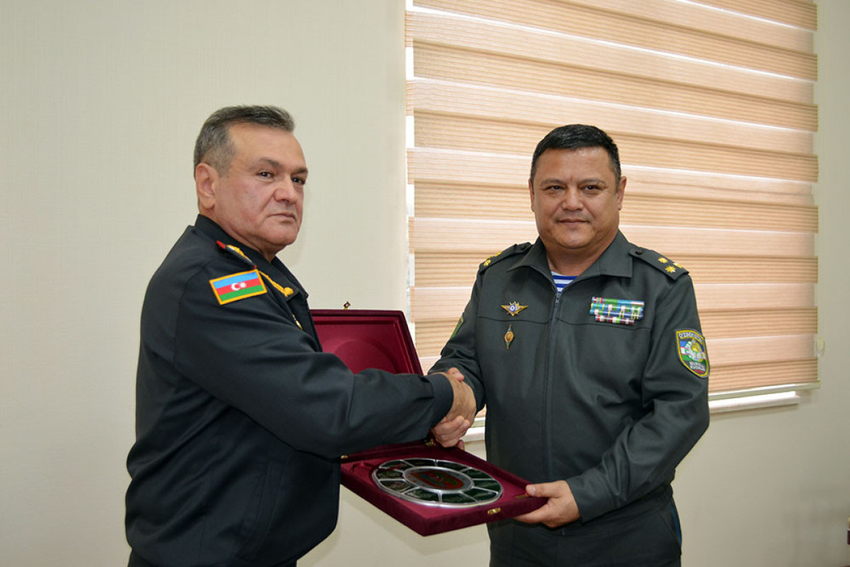 Azerbaijan, Uzbekistan exchange experience in military field