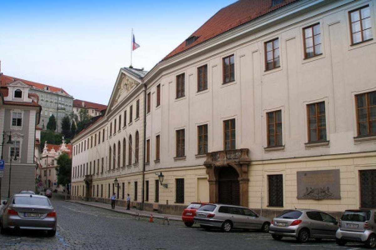 Working group for inter-parliamentary relations strongly protests resolution by Czech Senate