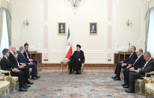Azerbaijani FM updates Iranian President on 24-hour anti-terrorist measures-UPDATED 