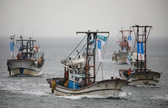 South Korea detains boat carrying suspected North Korean defectors