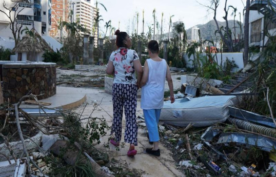 Mexico hurricane death toll hits 39; president slams critics