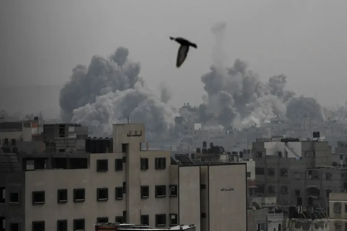 Lebanon militants fire at Israel as border clashes escalate