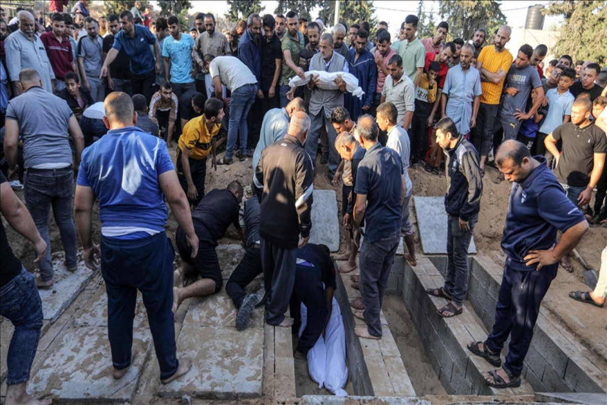Gaza Palestinian death toll reaches 8,525 amid Israeli attacks