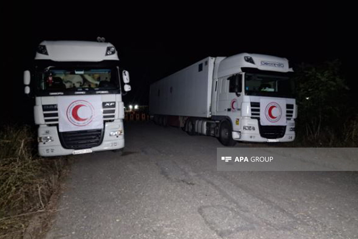 Convoy with 40 tons of flour sent from Baku awaits on Aghdam-Khankandi road for seven days in a row