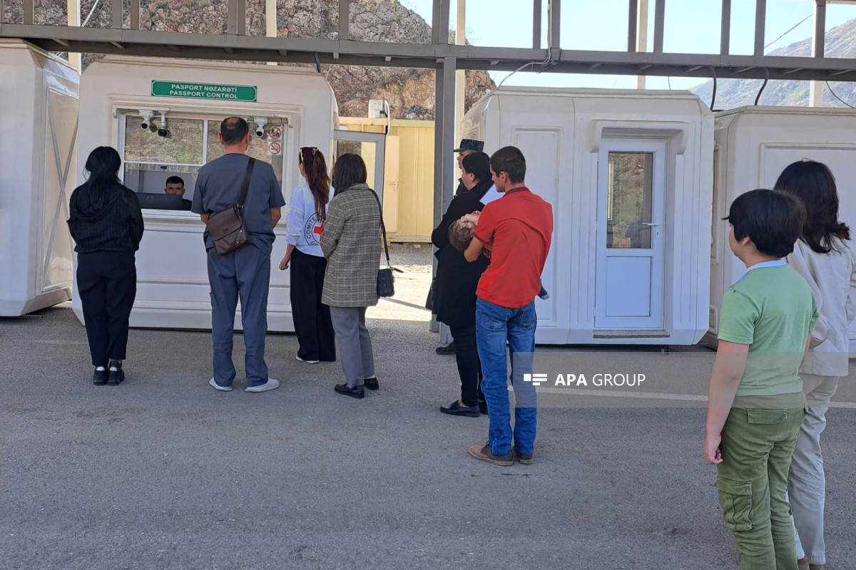 Free passage of Armenian residents of Garabagh through Lachin border checkpoint continues
