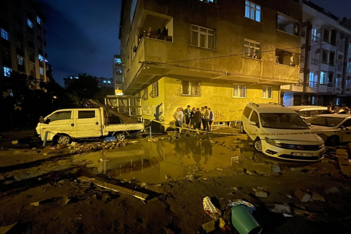 Two die In Istanbul floods: official-VIDEO -UPDATED 