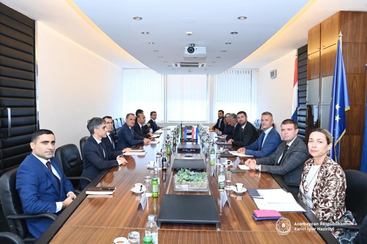 Azerbaijani Foreign Minister meets with Croatian Minister of Economy and Sustainable Development