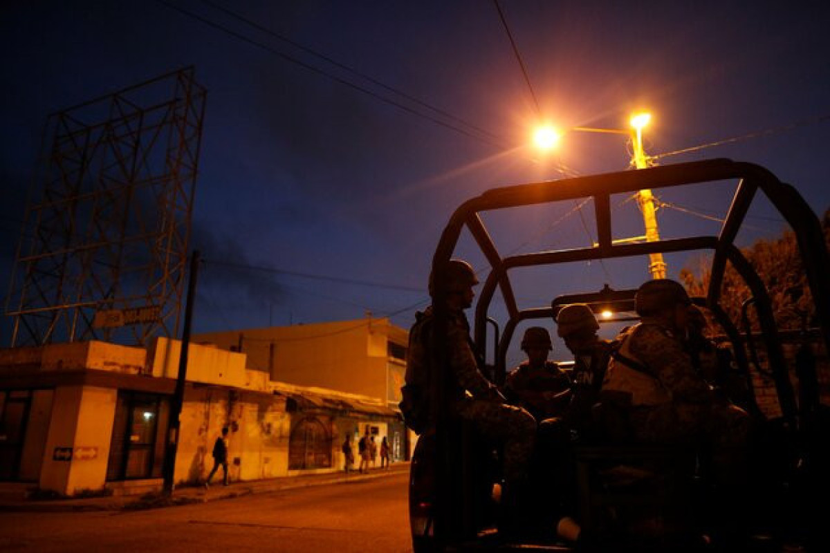 At least five blasts heard in Kyiv early Sunday - Reuters witnesses