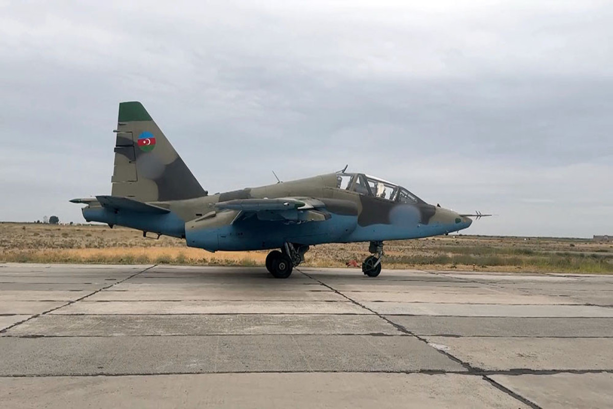 Azerbaijan’s military pilots carry out training flights-VIDEO 