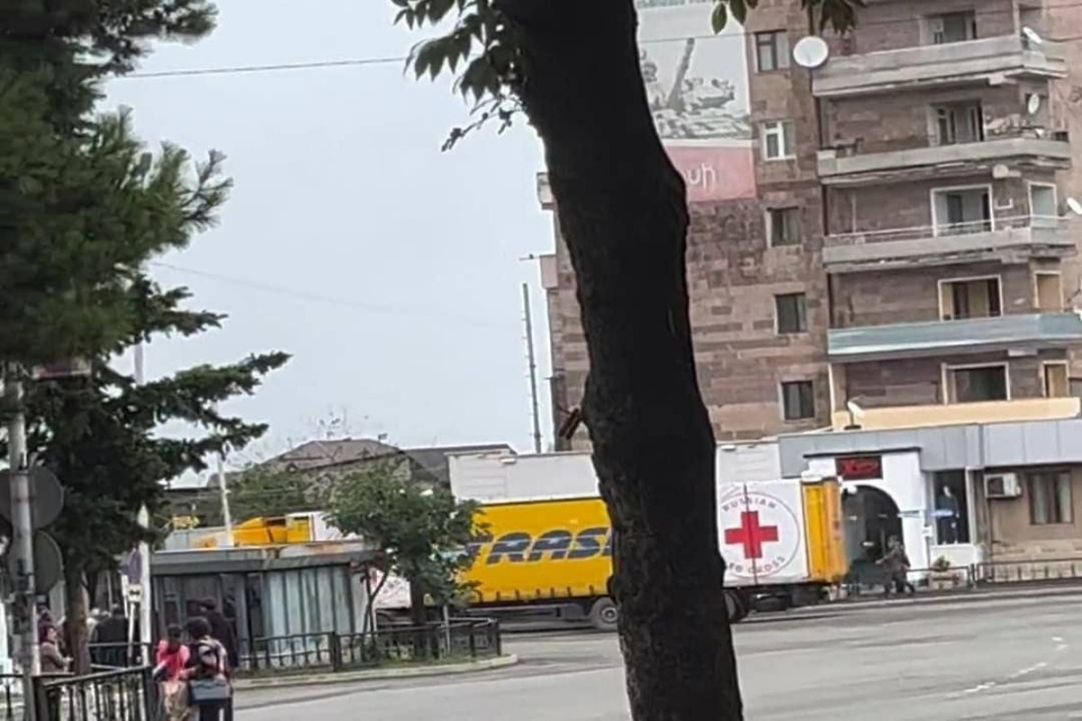 Truck belonging to Russian Red Cross Society arrived in Khankandi-PHOTO 