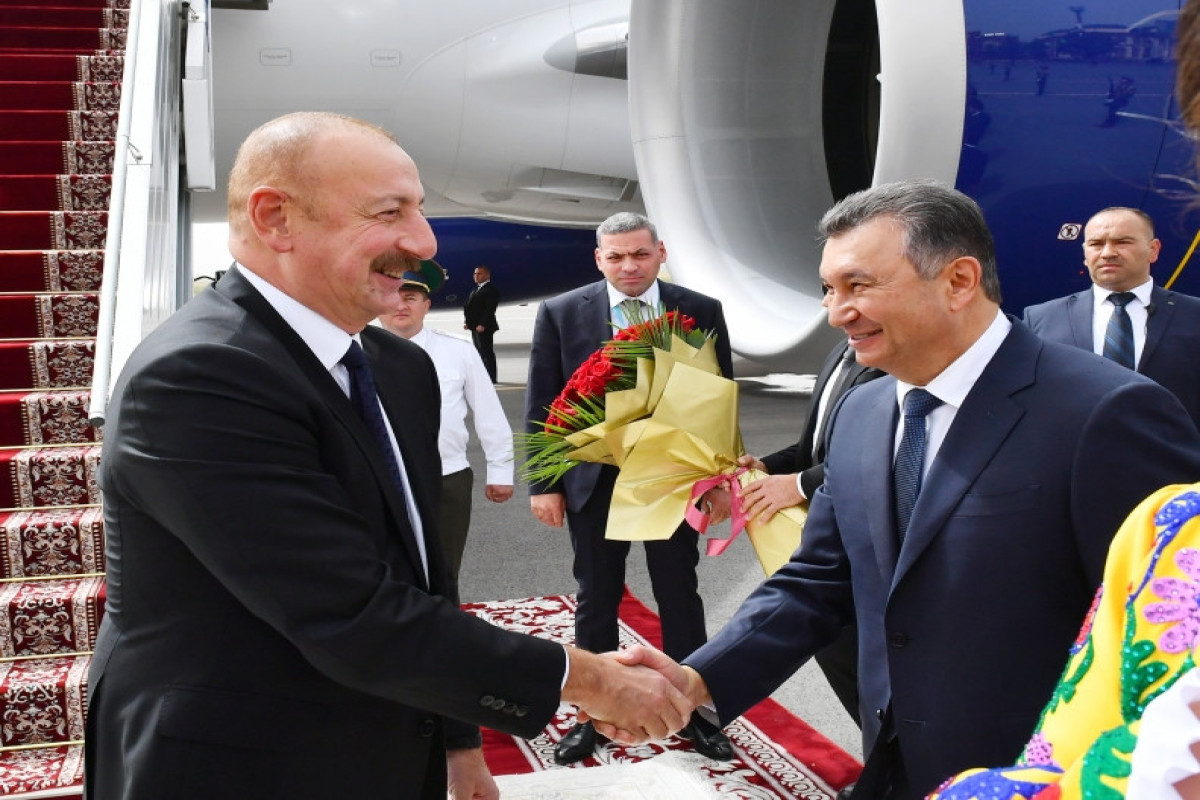 President of Azerbaijan pays visit to Tajikistan