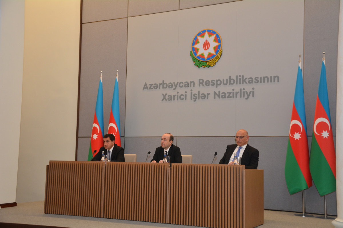Foreign diplomats accredited in Azerbaijan briefed about Armenia