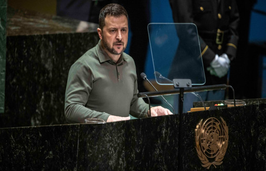 White House to provide Ukraine with new aid package during Zelensky visit, US official says