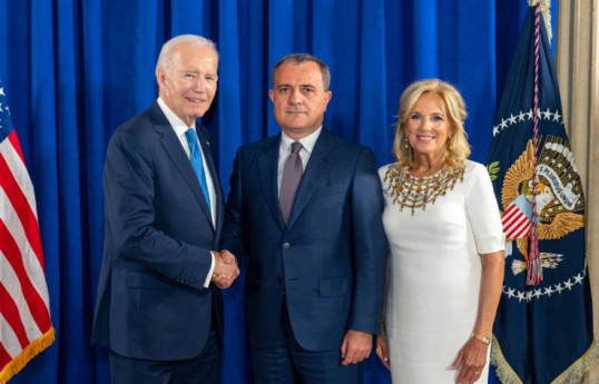 Azerbaijani FM meets with US President