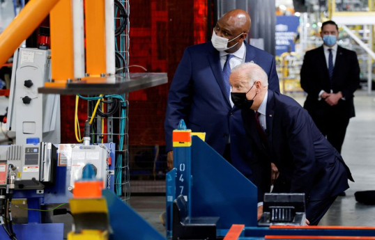 Biden to visit Michigan to support auto strike, a day before Trump