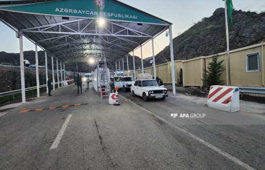 Passage of Armenians living in Garabagh through Lachin BCP continues