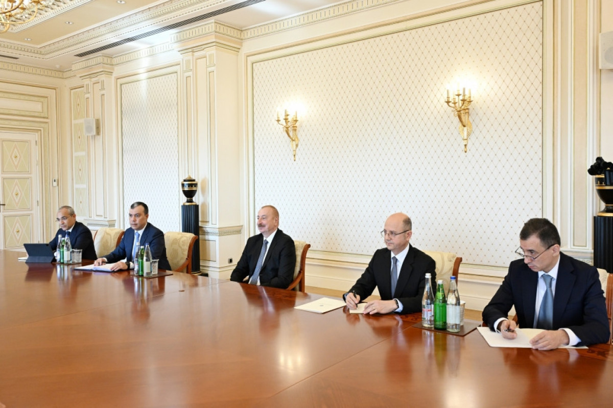 Azerbaijani President receives Romania's energy minister-UPDATED 
