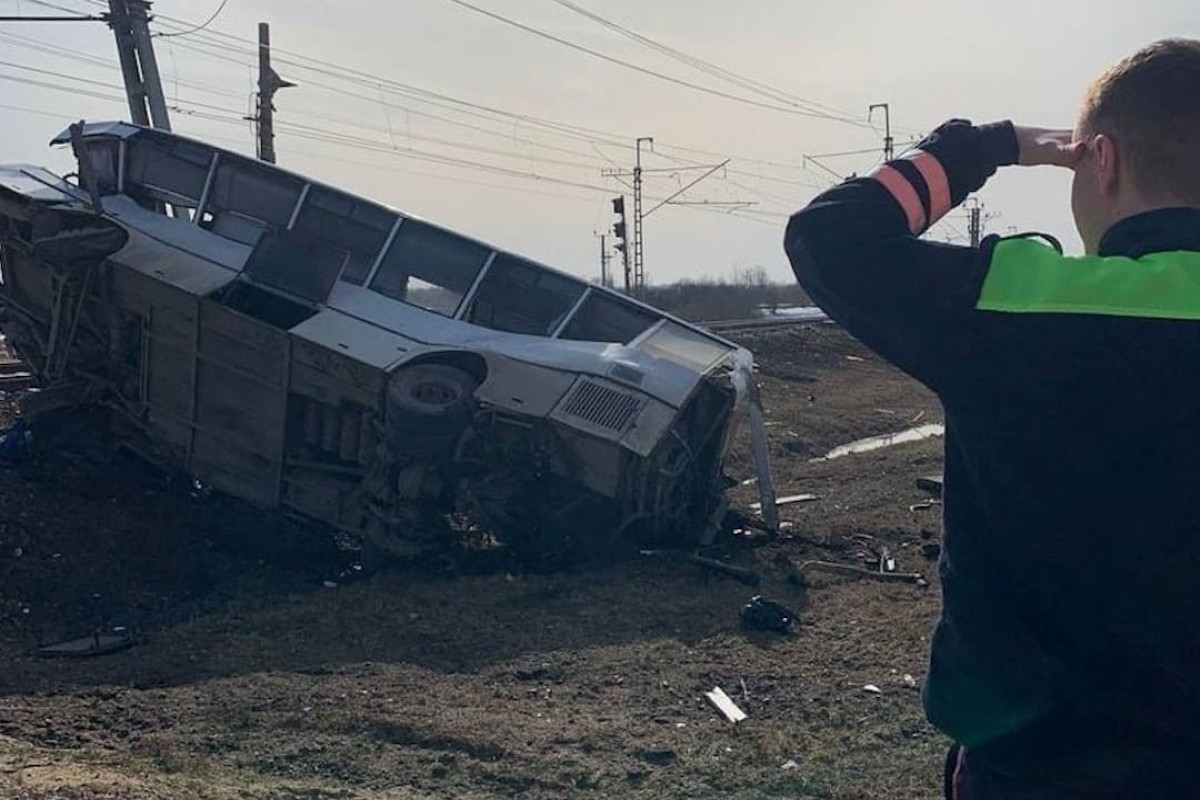 Eight people reported dead in Russia’s Yaroslavl Region after train collides with bus-UPDATED 