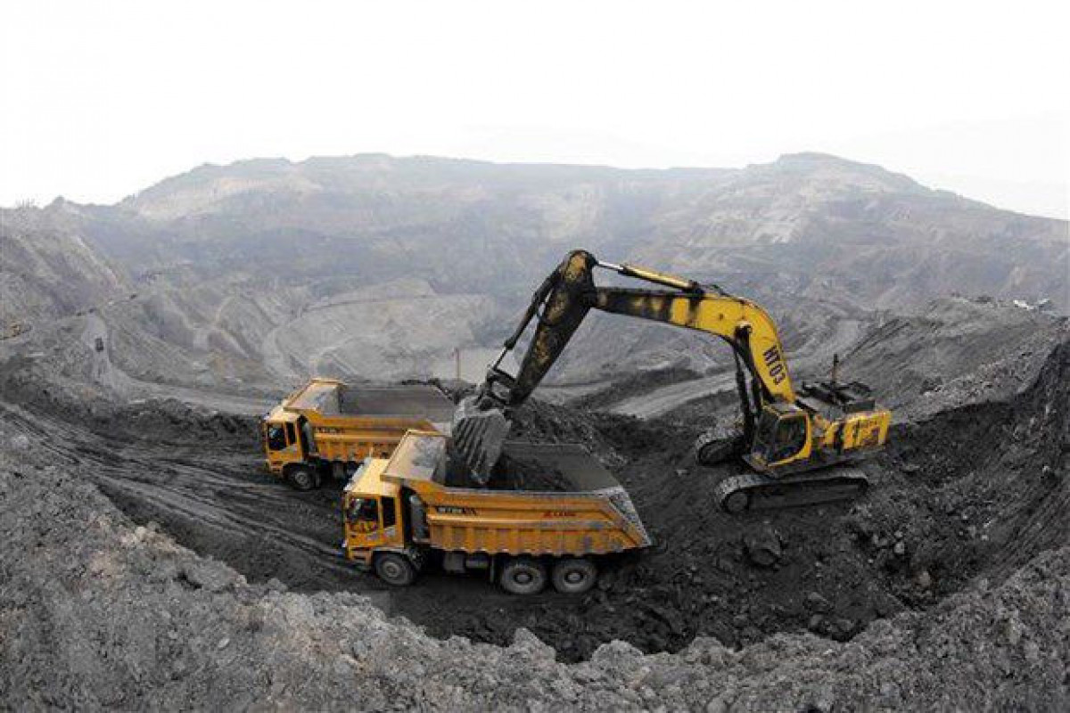 Coal mine fire kills 4, injures 7 in Vietnam