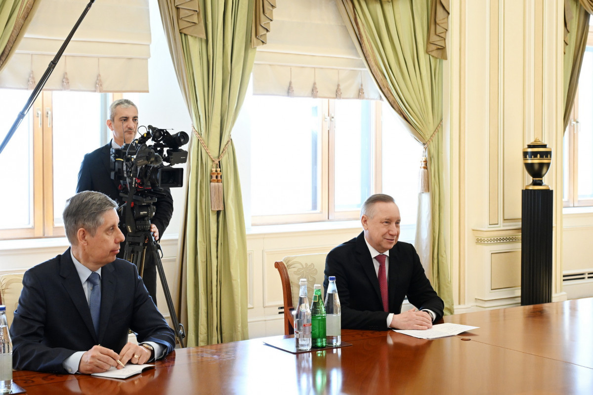 Azerbaijani President receives Governor of Saint Petersburg -UPDATED 