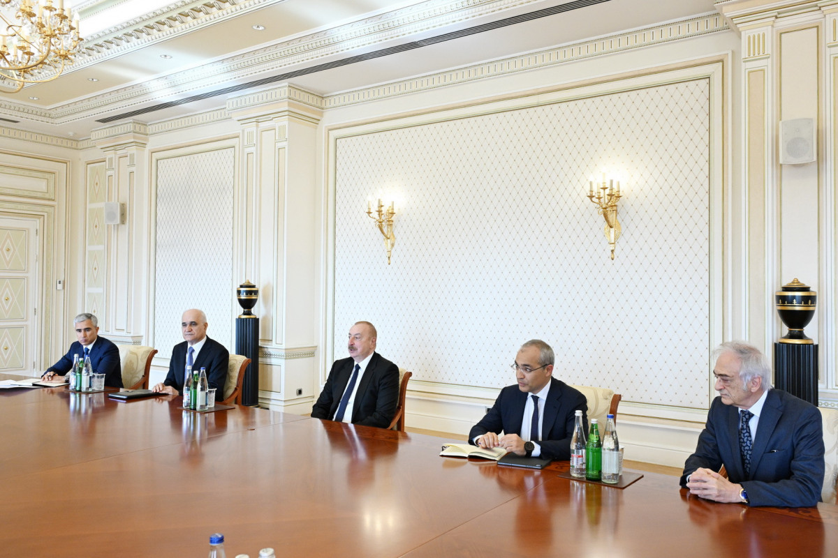 Azerbaijani President receives Governor of Saint Petersburg -UPDATED 
