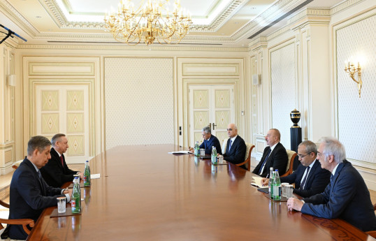 Azerbaijani President receives Governor of Saint Petersburg -UPDATED 