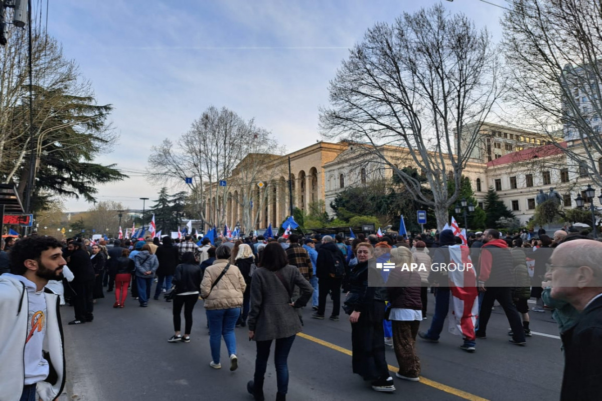 Large-scale protests taking place in front of parliament building in Tbilisi - PHOTO 