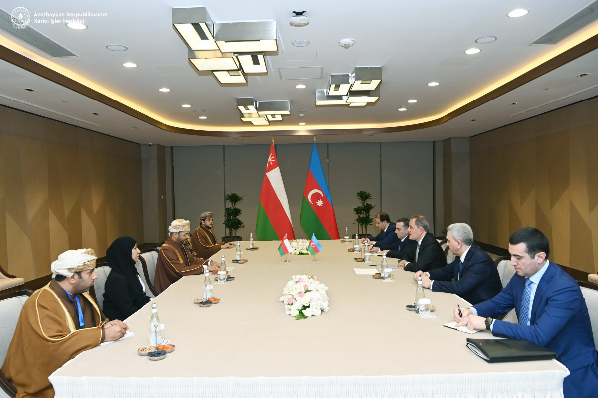 Azerbaijani FM met with Minister of Foreign Affairs of Oman