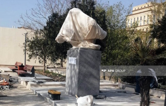 Monument to Chingiz Aitmatov was erected in Baku-PHOTO 