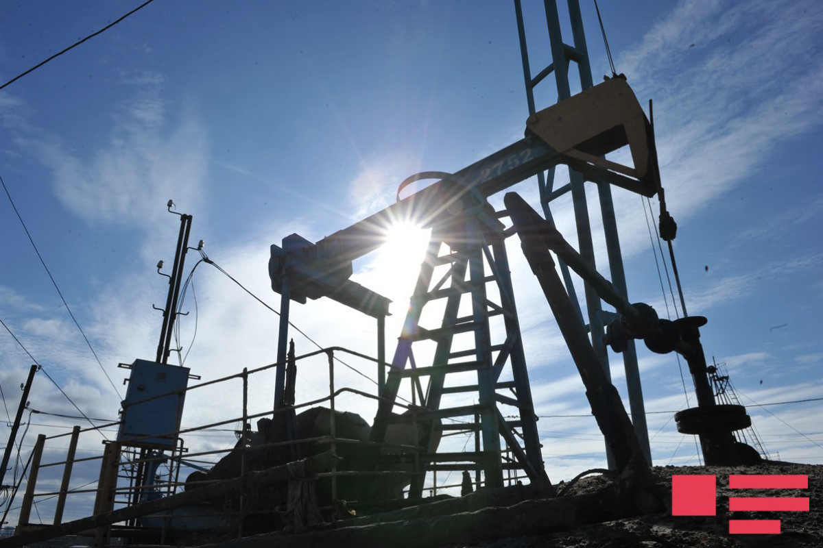 Azerbaijani oil price exceeds $93