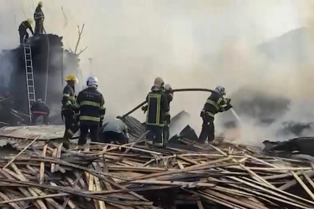 Azerbaijani MES: Fire in area called "wood market" extinguished-PHOTO -VIDEO -UPDATED 